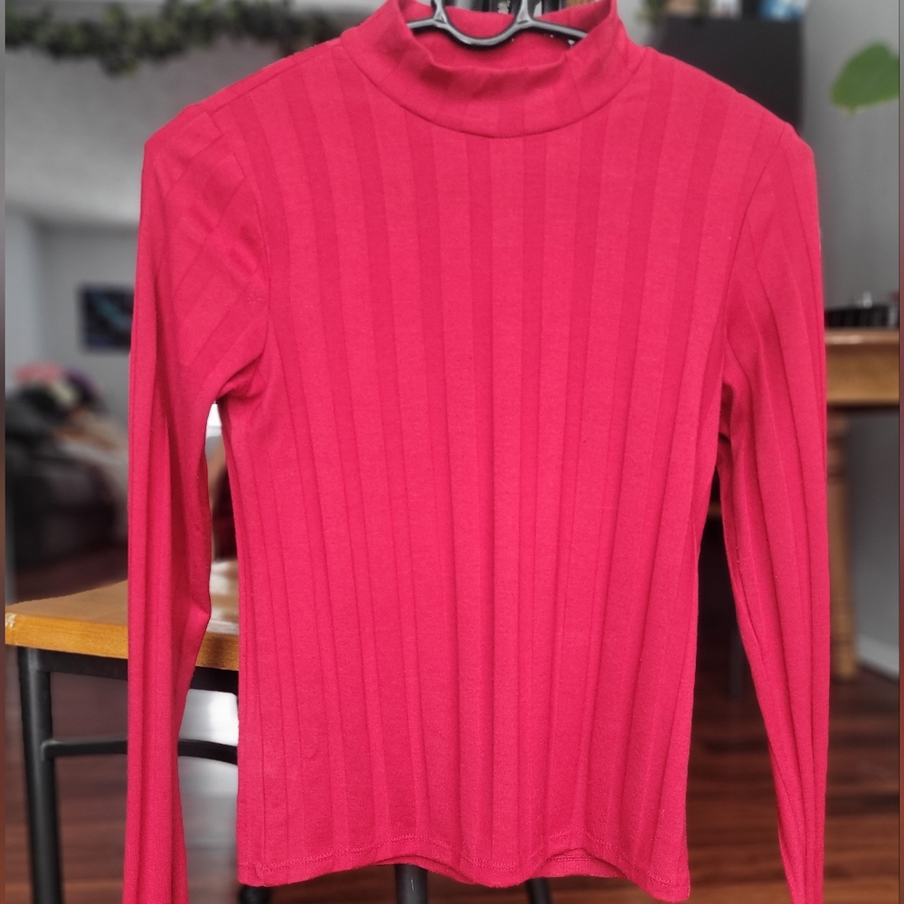 Red turtle neck, Forever 21, small